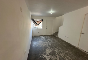 Foto de inmueble en Arco De La Defensa Casa 112-B, Lt 07 Mz 389, Fracc. Arcos Del Parque, Pesqueria, Nuevo Leon, C.P. 66, Col. Arcos del Parque C.P. 66655, Pesquería