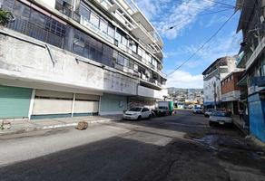 Foto de inmueble en Avenida Cuauhtemoc, Col. Acapulco de Juárez Centro C.P. 39300, Acapulco de Juárez