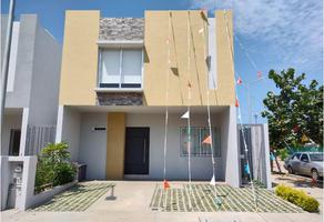 Foto de casa en venta en avenida general lazaro cardenas , nuevo salagua, manzanillo, colima, 25183207 No. 01