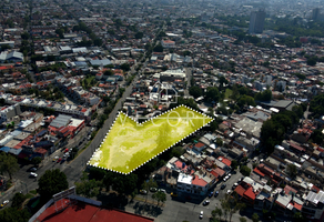 Foto de inmueble en Av. Juan Pablo Segundo, Col. Postes Cuates (Federalismo) C.P. 44350, Guadalajara