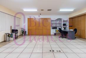 Foto de inmueble en boulevard Avila Camacho, Col. Los Pirules C.P. 54040, Tlalnepantla de Baz