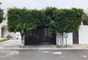 Foto de casa en venta y renta en Andrea, Corregidora, Querétaro, 22700625,  no 01