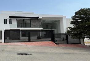 Foto de inmueble en José Manuel Hidalgo y Esnaurrizar, Col. Lomas Verdes 6a Sección C.P. 53126, Naucalpan de Juárez