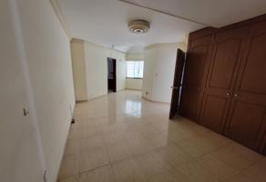 Foto de inmueble en Calle Circunvalación Poniente 1015 #1015, Col. Jardines del Moral C.P. 37160, León