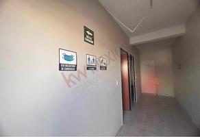 Foto de inmueble en Calz. División del Norte #98, Col. Provitec C.P. 27270, Torreón