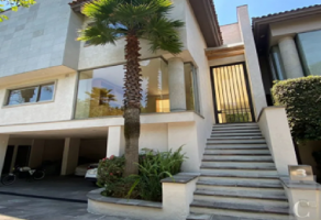 CONDOMINIO EN JARDINES DEL PEDREGAL