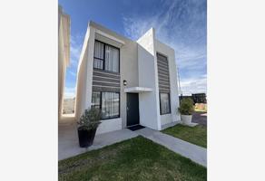 Foto de inmueble en Córdoba SE y SP C/Pasillo #1, Col. Residencial Campanario C.P. 35015, Gómez Palacio