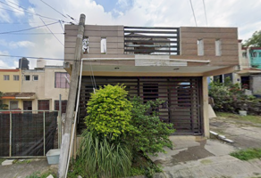Foto de casa en venta en Heriberto Jara Corona, Poza Rica de Hidalgo, Veracruz de Ignacio de la Llave, 31104925,  no 01