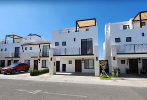 Foto de inmueble en euripides #1656, Col. Residencial el Refugio C.P. 76146, Querétaro