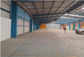 Foto de inmueble en Avenida Doctor Gustavo Baz, Col. La Loma C.P. 54060, Tlalnepantla de Baz