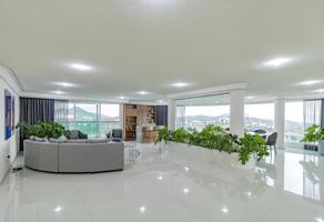 Foto de inmueble en General Miguel Miramon  , Col. Jardines de Boulevares C.P. 53140, Naucalpan de Juárez