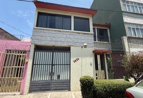 Foto de inmueble en  , Col. San Pedro Zacatenco C.P. 07360, Gustavo A. Madero