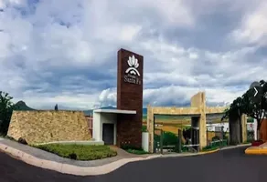Foto de inmueble en  , Col. Santa Fe C.P. 36620, Irapuato