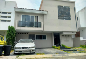 Casas en venta en Jardín Real, Zapopan, Jalisco 