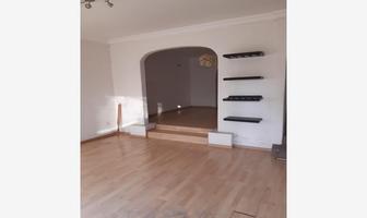 Nueva Casa De Madera En Construccion Cerca De Paredes Y Techo De Bastidor Con Aperturas De Ventanas Desde El Interior Casa De Ensueno Ecologico De Materiales Naturales Fotografia De Stock Alamy