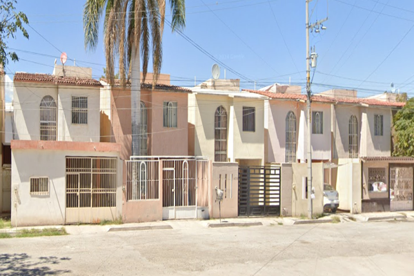 Foto de inmueble en Calle Cecilia #000, Col. Rincón San Antonio C.P. 35015, Gómez Palacio