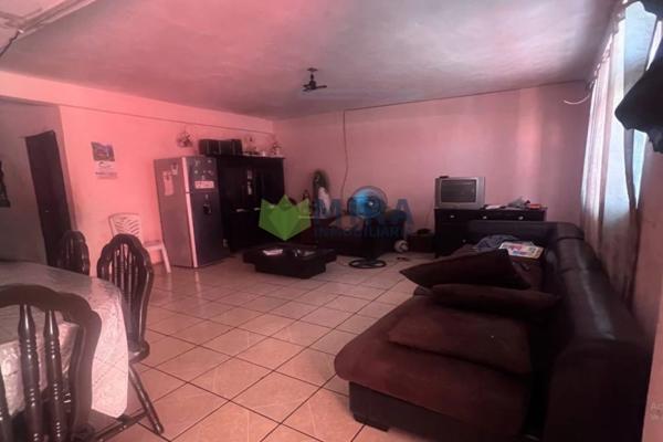 Foto de inmueble en Calle Laguna Azul 481 colonia Lago III #481, Col. Unidos Santa Cruz C.P. 58115, Morelia