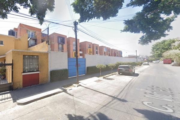 Foto de inmueble en Calle Nicolás Bravo 929 #929, Col. San Carlos C.P. 44460, Guadalajara
