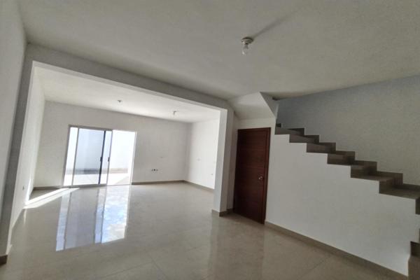 Foto de inmueble en López Rayon #684 , Col. Cerrada de Los Puentes C.P. 35150, Lerdo