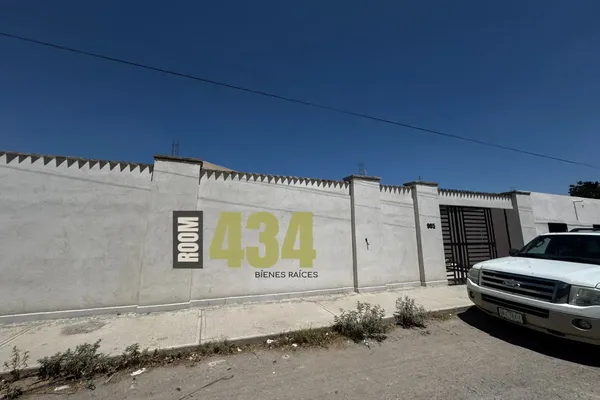Foto de inmueble en 1 #1, Col. Villa Jardín C.P. 35168, Lerdo