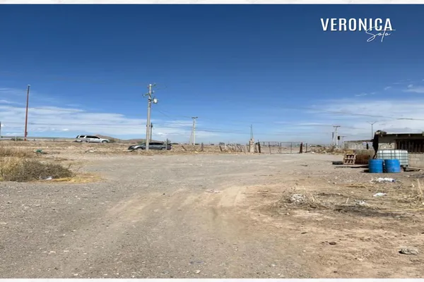 Foto de inmueble en 1 km de PEMEX y a 3.7 km de la glorieta del km 20 #1, Col. Agrícola Emiliano Zapata C.P. 32675, Juárez