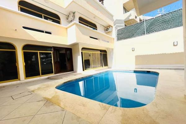 Foto de inmueble en LOMA #6542, Col. Club Deportivo C.P. 39690, Acapulco de Juárez