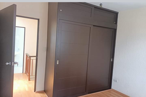 Foto de inmueble en Avenida Almoloya de Juarez 708 #708, Col. San Valentín C.P. 51355, Zinacantepec