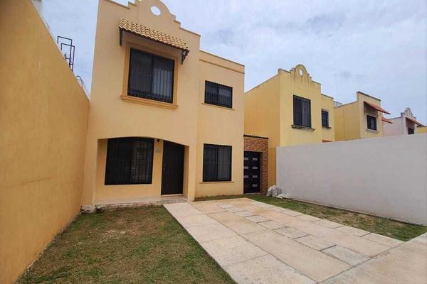 Foto de inmueble en 15, Col. Gran Santa Fe C.P. 97314, Mérida
