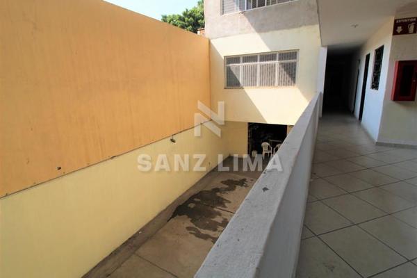 Foto de inmueble en 16 de Septiembre, Col. Alameda C.P. 38050, Celaya
