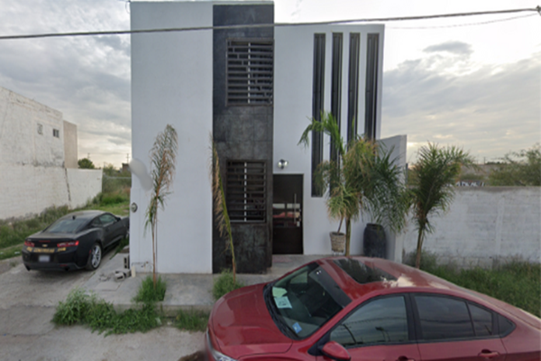 Foto de inmueble en Avenida del Consuelo, Col. Rincón San Antonio C.P. 35015, Gómez Palacio
