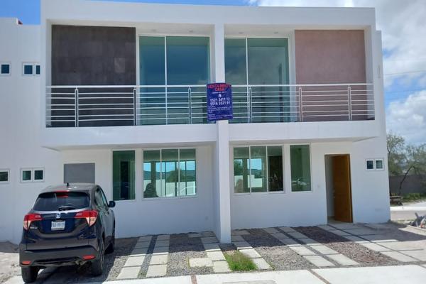 Foto de inmueble en arroyo, Col. El Ranchito C.P. 76923, Corregidora