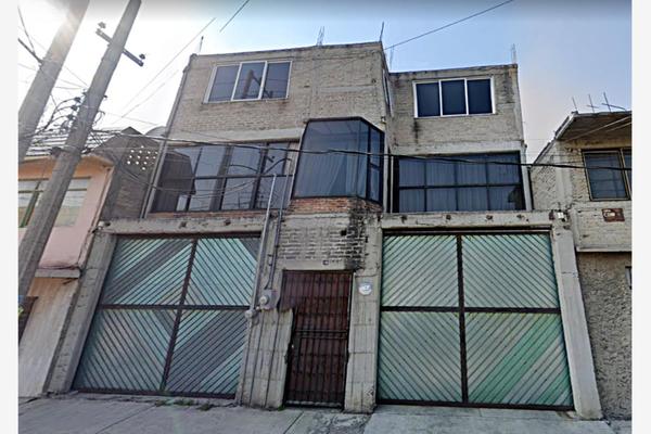 Foto de inmueble en 22 #18, Col. Estado de México C.P. 57210, Nezahualcóyotl