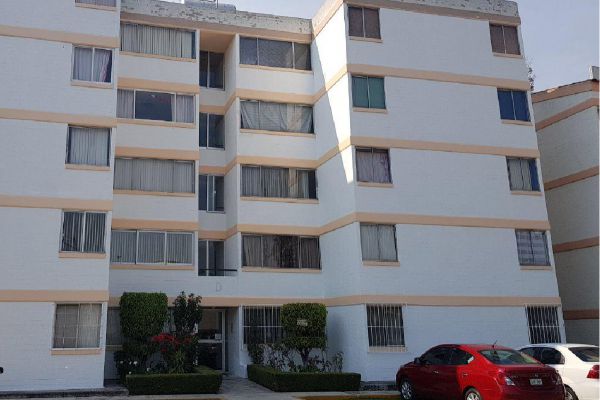 Foto de inmueble en Av. Jardines de San Mateo #69-95Int. Edificio D Depto. 4, Col. Santa Cruz Acatlán C.P. 53150, Naucalpan de Juárez