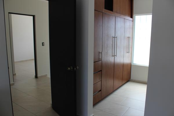 Foto de inmueble en Boulevard Pablo Cabrera #65, Col. Centro C.P. 76800, San Juan del Río
