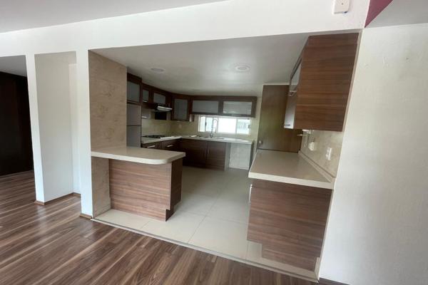 Foto de inmueble en Bosques de los milagros , Col. Lomas Verdes 4a Sección C.P. 53125, Naucalpan de Juárez