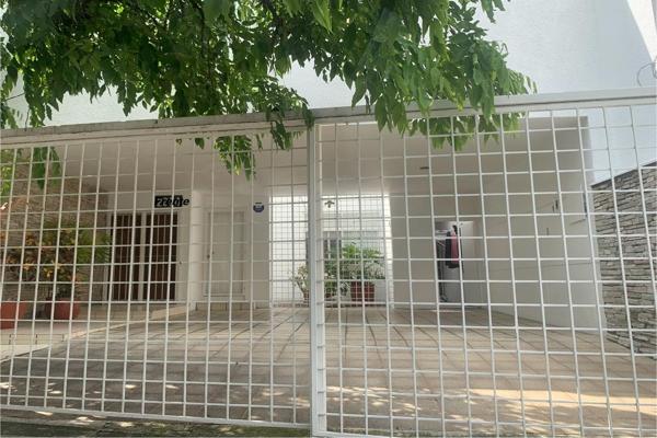 Foto de inmueble en Cosmos, Col. Jardines del Bosque Centro C.P. 44520, Guadalajara