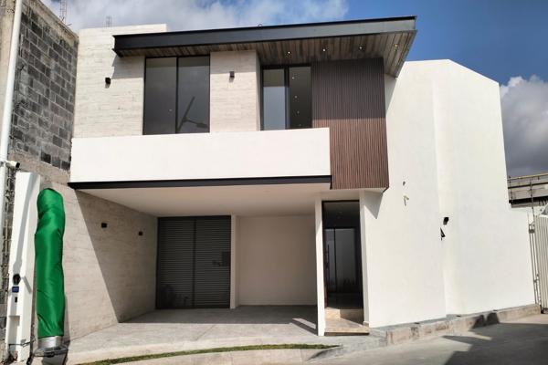 Foto de inmueble en San Ángel VInt. San Angel V, Col. Alto Lago Residencial C.P. 78183, San Luis Potosí