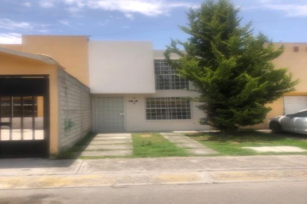 Foto de inmueble en 1a PRIVADA DE CERRATON #10 A, Col. Vista Hermosa C.P. 51355, Zinacantepec