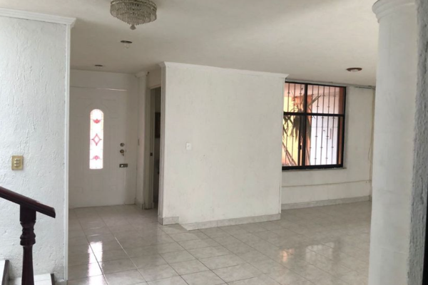 Casa en venta disponible en Manifiesto de Villa, Colonia San Lorenzo La ...