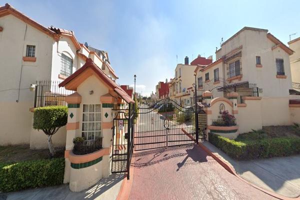Foto de inmueble en Pto. Murcia , Col. Villa del Real C.P. 55749, Tecámac