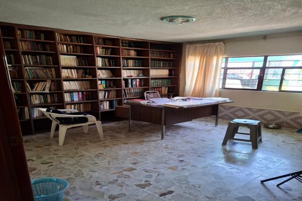 Foto de inmueble en 12, Col. Estado de México C.P. 57210, Nezahualcóyotl