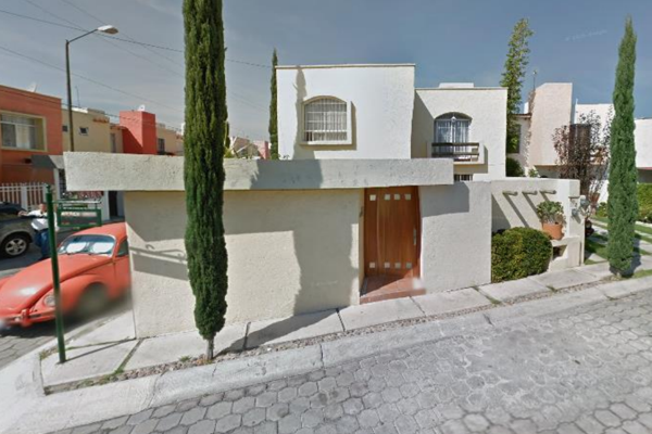 Foto de inmueble en Mauricio Garcés 802 #802, Col. La Joya C.P. 76180, Querétaro