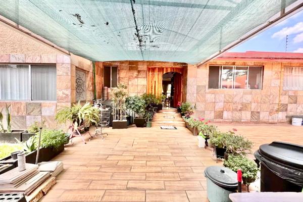 Foto de inmueble en Calle Rincón del Paseo  #50, Col. Bosque Residencial del Sur C.P. 16010, Xochimilco