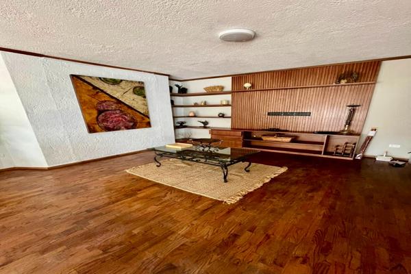 Foto de inmueble en Avenida Humberto Lobo #s/nInt. 66220, Col. Del Valle C.P. 66220, San Pedro Garza García