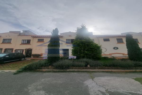 Foto de inmueble en Sarcedo, Col. Villa del Real C.P. 55749, Tecámac