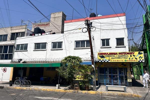 Foto de inmueble en 41, Col. General Ignacio Zaragoza C.P. 15000, Venustiano Carranza