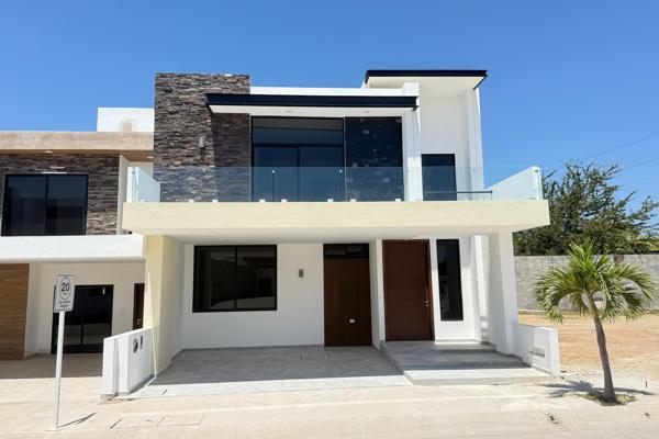 Foto de inmueble en Circuito Gran Via #s/n, Col. Coto Platino C.P. 82124, Mazatlán