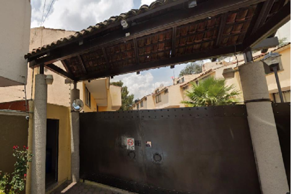 Foto de inmueble en 2a. Cerrada del Deporte 26, Col. Jesús del Monte C.P. 52764, Huixquilucan