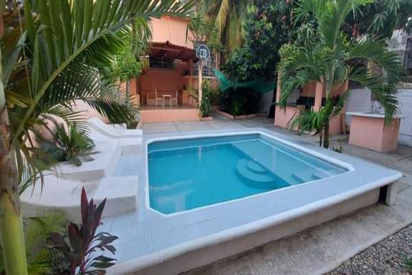 Foto de inmueble en Condesa #777, Col. Condesa C.P. 39690, Acapulco de Juárez