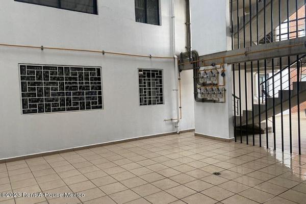 Foto de inmueble en Avenida Aquiles Serdán 690 #690, Col. Centro de Azcapotzalco C.P. 02000, Azcapotzalco